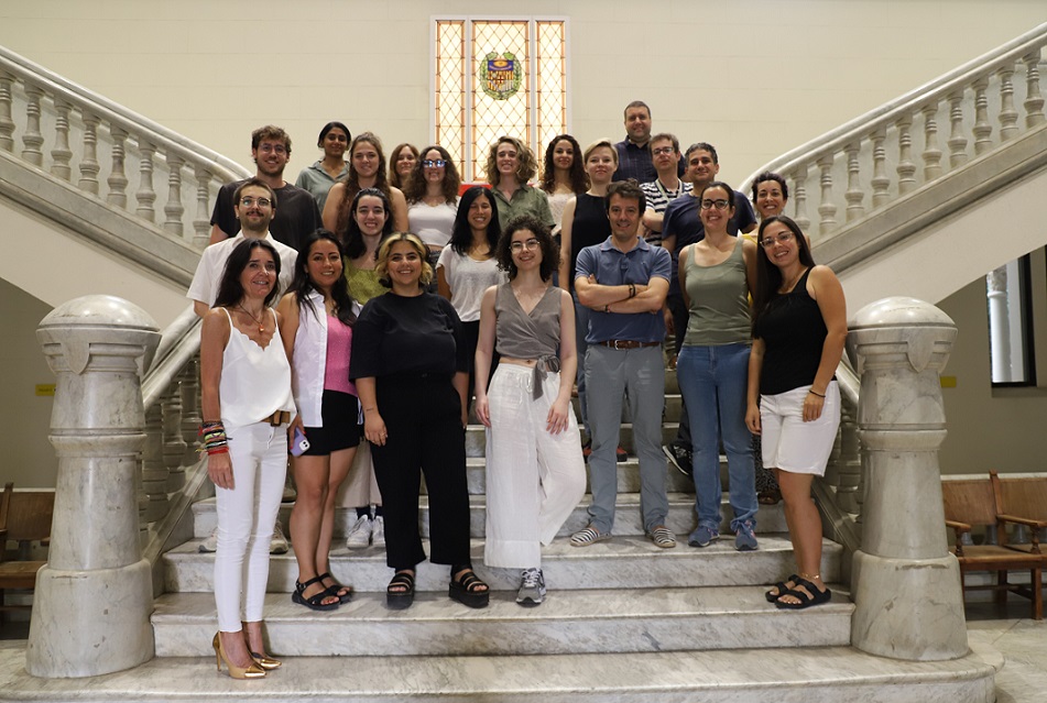 Investigadores del Instituto Josep Carreras que han participado en el desarrollo de  un nuevo método para recrear un sistema inmunitario humano robusto y funcional en ratones utilizando células de la sangre del cordón umbilical. Imagen: Instituto Josep Carreras.