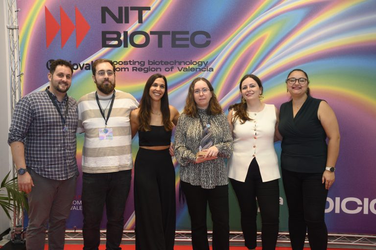 El equipo de Genotipia, durante la pasada NitBiotec 2024. Celebramos aniversario y día del ADN.