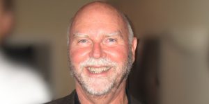 Craig Venter, figura clave en la secuenciación del genoma humano y en el desarrollo de la biología sintética, ha fallecido a los 79 años.