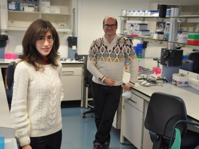 Los investigadores Gabriela Debesa y Vicente
Pérez-Brocal, quienes han participado en el estudio. Imagen: Fisabio.