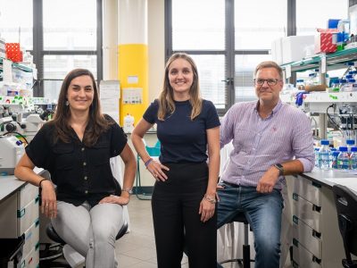 Investigadores que han participado en el estudio sobre una paciente con tumor rabdoide que abre nuevas vías para terapias avanzadas en otros pacientes. Imagen: IRB Barcelona.
