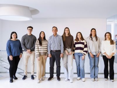 Equipo de investigadores que han participado en el estudio sobre la alteración genética que promueve el desarrollo de leucemia linfoblástica aguda de células B.