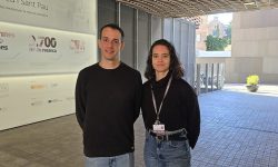 Oriol Dols y Esther Álvarez-Sánchez, investigadores que han participado en el estudio del sistema inmunitario de pacientes con ELA. Imagen: IR Sant Pau.