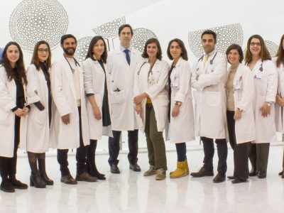 Grupo de Cardiopatías Familiares del H Puerta de Hierro. El Dr Pablo Garcia-Pavia (centro) y la Dra Esther Gonzalez-Lopez (sexta por la izquierda) con su equipo. Imagen: CIBERCV.