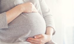 el primer ensayo de tratamiento prenatal para atrofia muscular espinal muestra rresultados prometedores