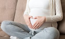 La selección natural no ha eliminado muchas variantes asociadas a enfermedades comunes que tienen un gran impacto sobre la salud, señala el estudio. Imagen: Adobe Express.